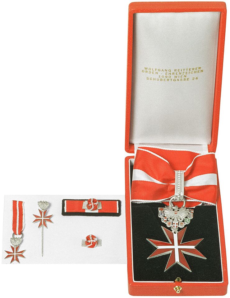 Großes Silbernes Ehrenzeichen für die Verdienste um die Republik Österreich