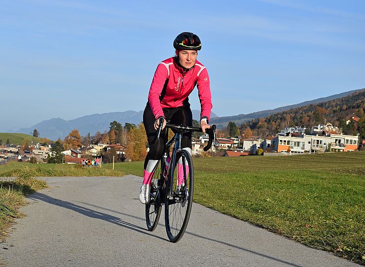 1.100 km umfasst das Netz an Radwanderwegen im Radland Tirol derzeit. 62 Kilometer werden heuer neu gebaut oder saniert, damit im ganzen Land auf besten Wegen geradelt werden kann. 