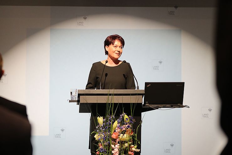 LTPin Sonja Ledl-Rossmann bezeichnete die Schaffung der Landesombudsstelle als Meilenstein für Tirol.