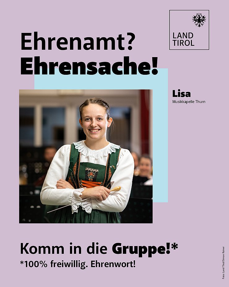 © Land Tirol Kampagnensujet mit Dame in Tiroler Tracht