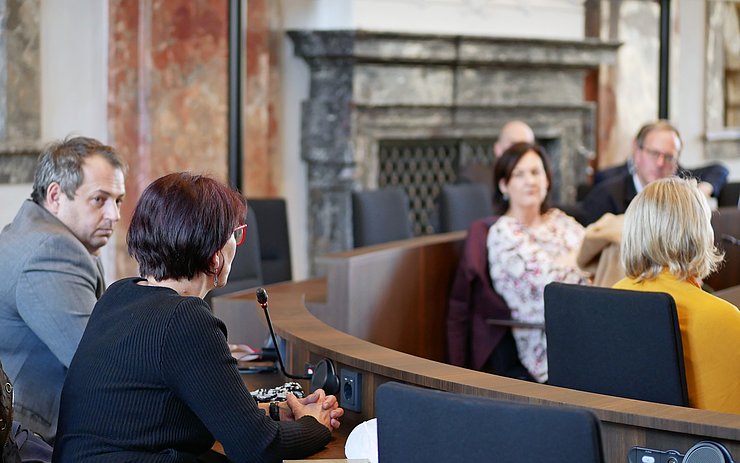 Abgeordnete aller Landtagsfraktionen beteiligten sich an der Diskussion.