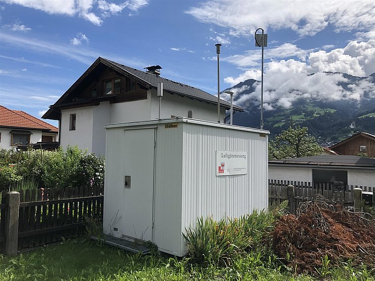 Messstelle Vomp / An der Leiten Blickrichtung Osten