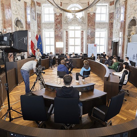 Frag den LH April 2022