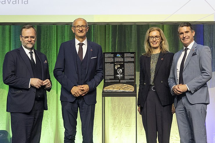 Gruppenfoto mit „Kolo Wheel“