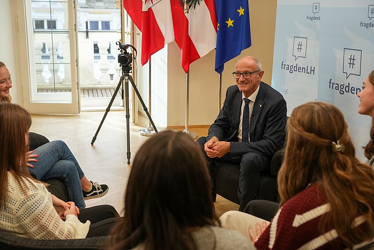 © Land Tirol/Jovanovic Der Landeshauptmann Tirols, Anton Mattle, ist zu sehen.