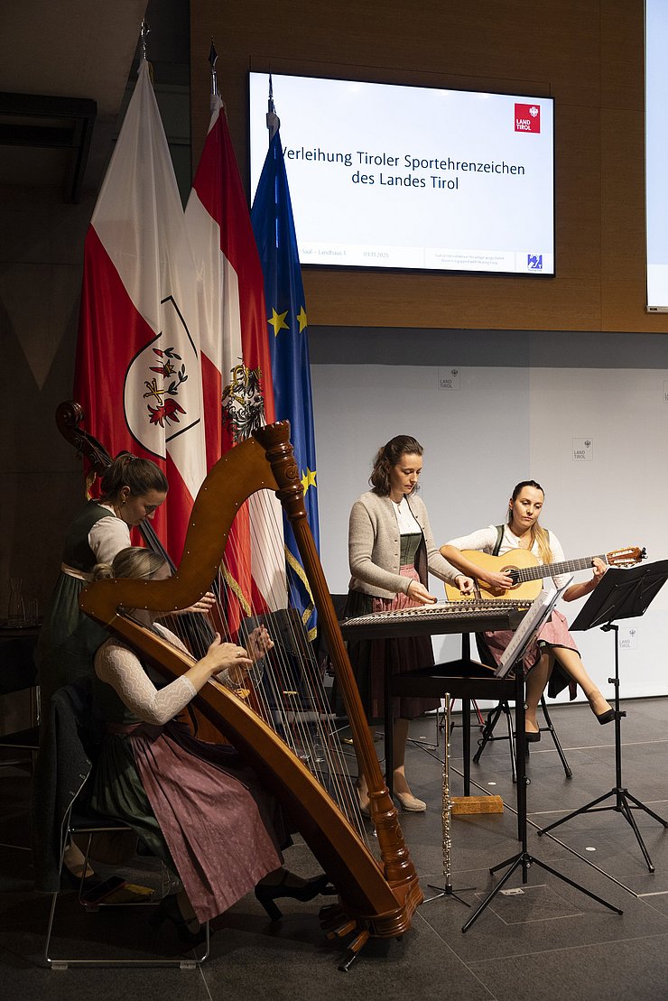 © Land Tirol/W9 Mario Webhofer Impressionen Festakt Verleihung Tiroler Sportehrenzeichen 03. November 2025