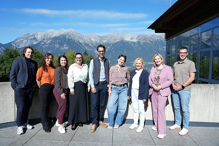 © Land Tirol/Saxl Gruppenfoto Vertreter KIJAs Österreich