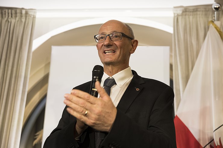 LH Anton Mattle hob in seiner Rede die sportlichen Höchstleistungen bei den Hahnenkamm-Rennen hervor. 