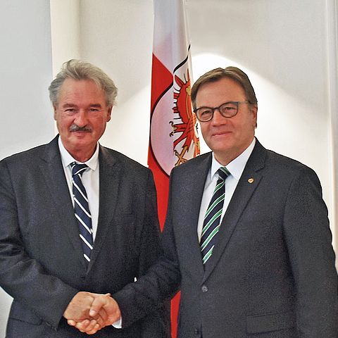 LH Günther Platter empfing Luxemburgs Außenminister Jean Asselborn  in seinen Amtsräumlichkeiten.