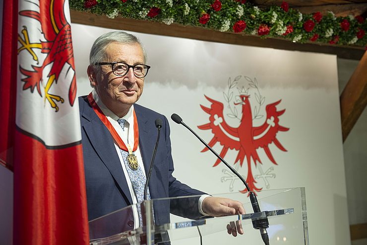 Jean-Claude Juncker bedankte sich im Rahmen seiner Rede für die Auszeichnung.