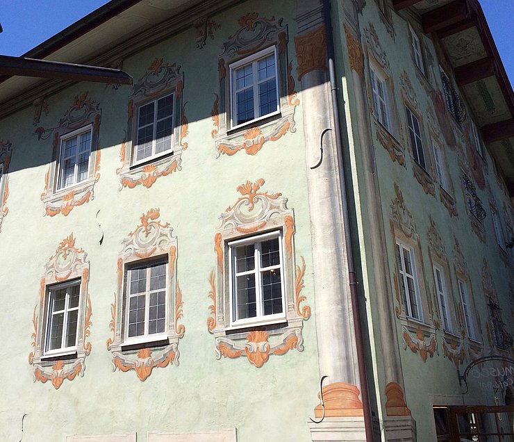Außenansicht des "Museum im Grünen Haus" in "Reutte"