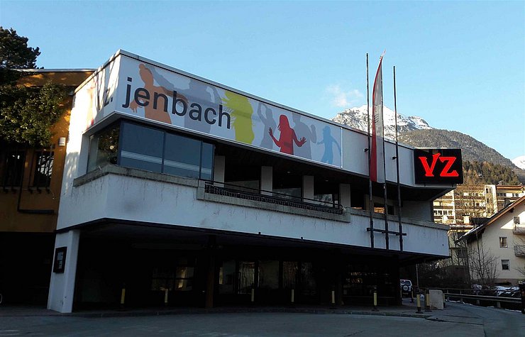 Außenansicht des "Whiskymuseums" in "Jenbach"