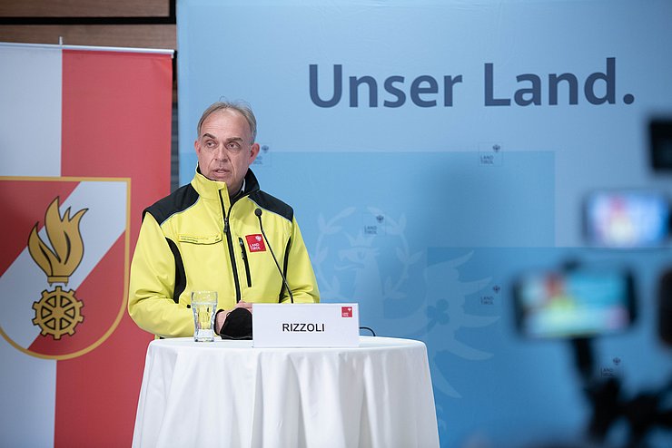 Elmar Rizzoli: „Wir appellieren an alle teilnehmenden Personen, ihre jeweiligen Impftermine unbedingt einzuhalten und pünktlich zur Impfung zu erscheinen. Dadurch können wir einen reibungslosen Ablauf für alle Beteiligten bestmöglich gewährleisten.“