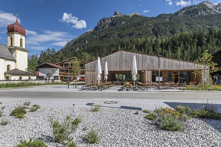© Land Tirol Dorfzentrum von außen