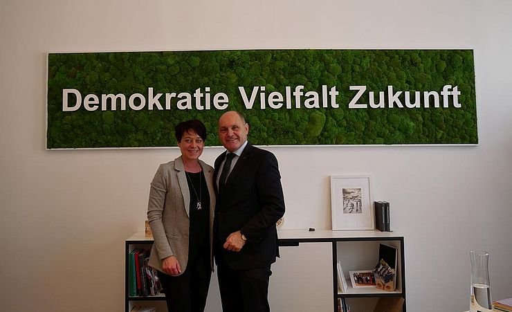 LTPin Ledl-Rossmann mit Nationalratspräsident Sobotka