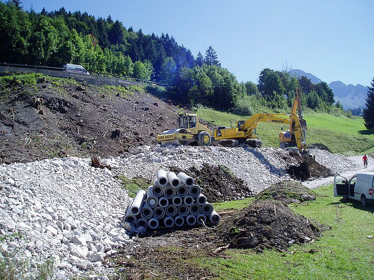 Lageweiser Einbau Dammschüttmaterial