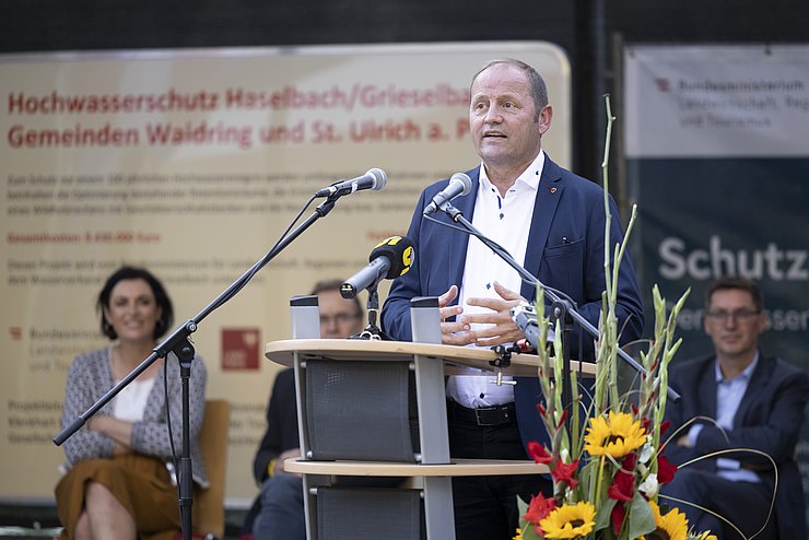 LHStv Josef Geisler: „Waidring und St. Ulrich nehmen ihre Aufgaben im Naturgefahrenmanagement zum Schutz ihrer GemeindebürgerInnen vorbildlich wahr“.