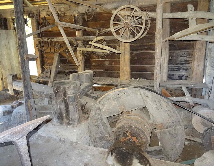 Schwanzhammer im "Freilichtmuseum Oberlienz"