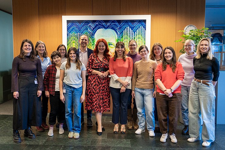 Gruppenaufnahme am Institut für Quantenoptik.