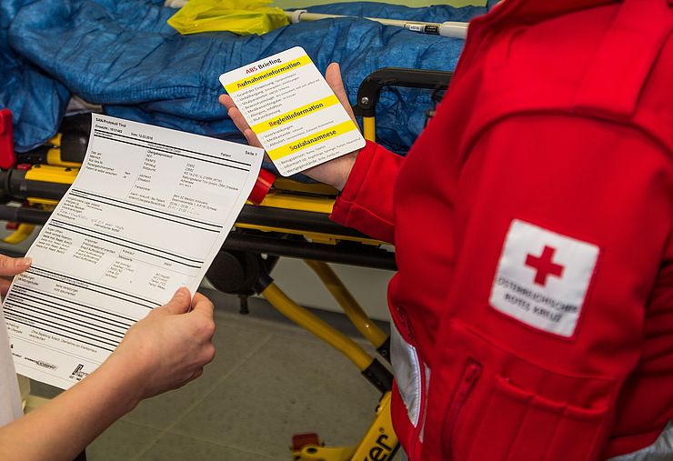 Standardisierte Checkliste: Das SanitäterInnenprotokoll ABS-Briefing wurde in österreichische SanitäterInnenausbildung aufgenommen.