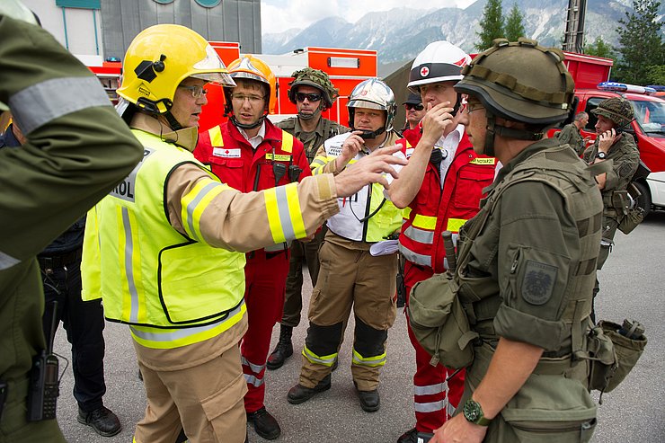 © Land Tirol Bilder zur Bundesheerübung Schutz 2014