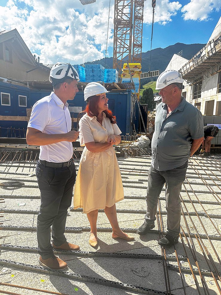 Gebaut wird in Fiss ein moderner Bildungscampus, der Platz für Kinderkrippe, Kindergarten, Volksschule und Hort bietet.
