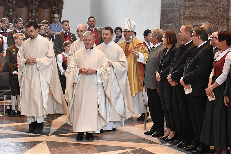 Herz-Jesu-Gelöbnisfeier mit Landesgottesdienst in der Jesuitenkirche in Innsbruck