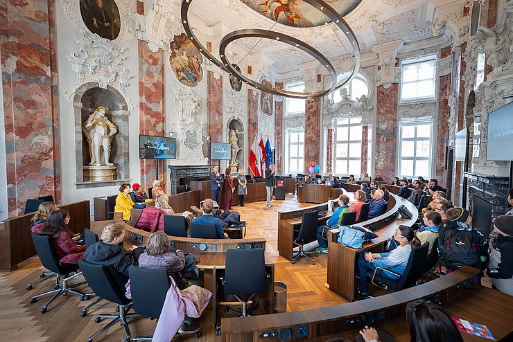 Spannende Einblicke gab es auch in den Tiroler Landtag.
