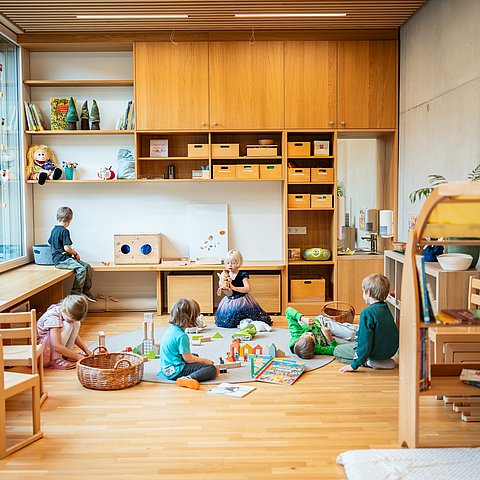 Kinderbildung und Kinderbetreuung