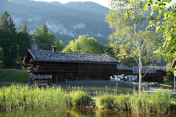 Altes Bauernhaus aus Holz