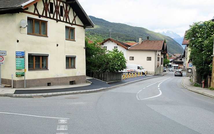 © Land Tirol Gehsteig Tarrenz