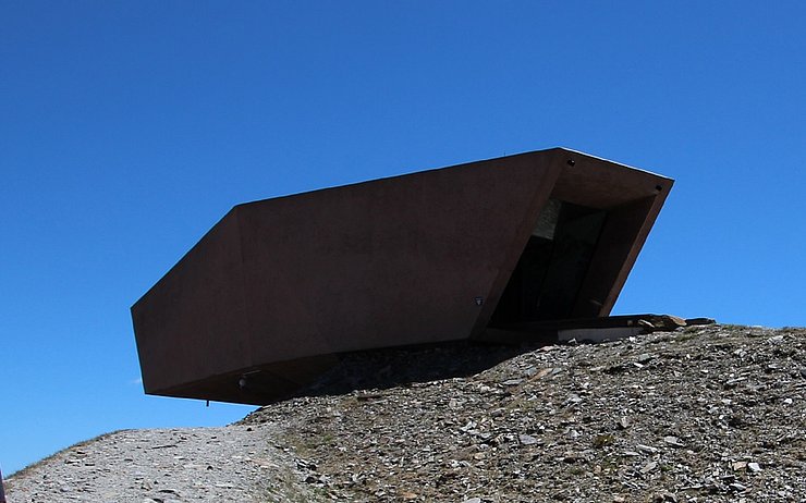 Architektur Skulptur "Passmuseum" der "Timmelsjoch Erfahrung".