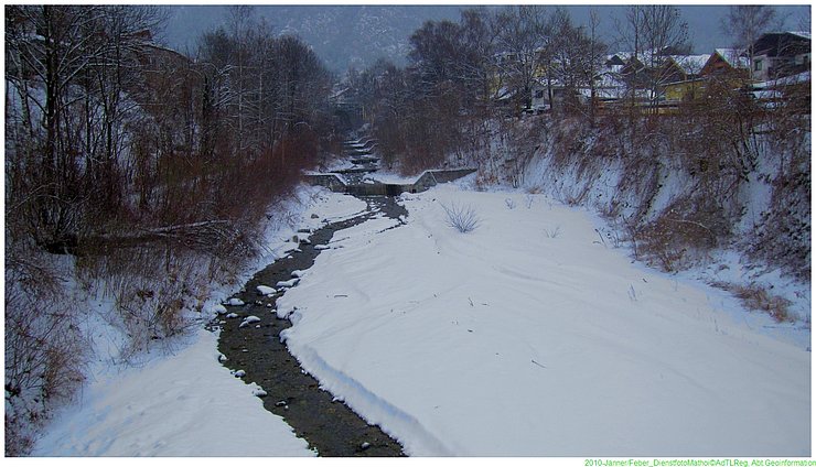 Winteransicht Schlossbach bei Zirl