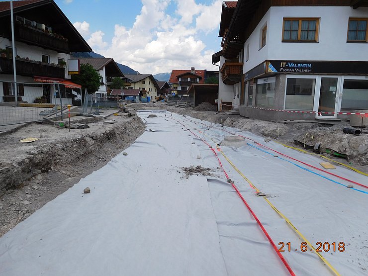 Bauabschnitt 2: Herstellung Unterbauplanum mit Geotextil 