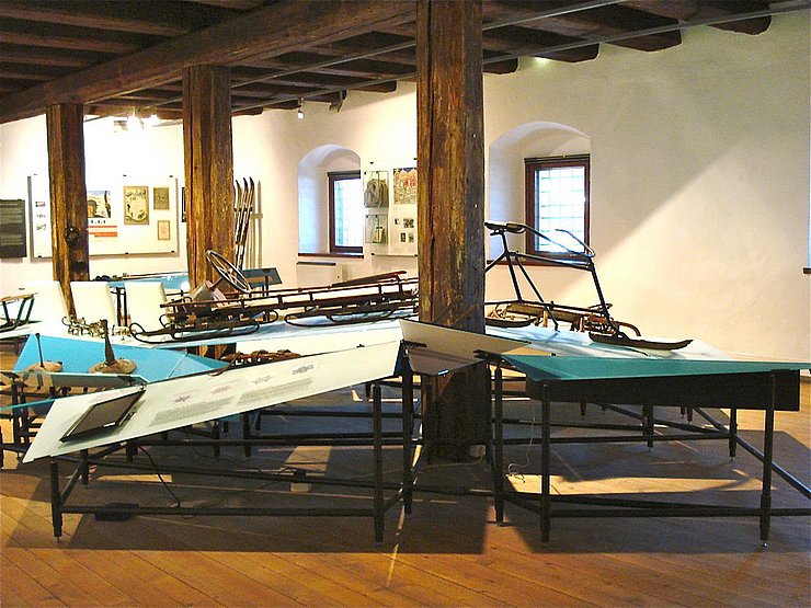 Blick in die Ausstellung im "Museum Kitzbühel"