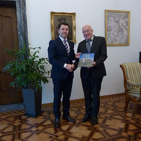 Botschafter Osipov mit LTP van Staa