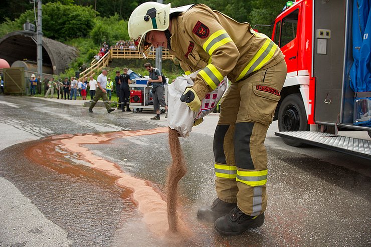 © Land Tirol Bilder zur Bundesheerübung Schutz 2014