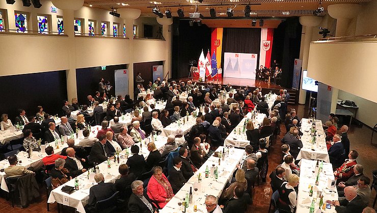 LH Günther Platter: "Die große Solidarität in unserem Land macht Mut, Hoffnung und Zuversicht.“