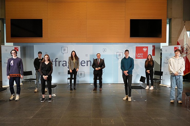 Gruppenfoto mit Abständen