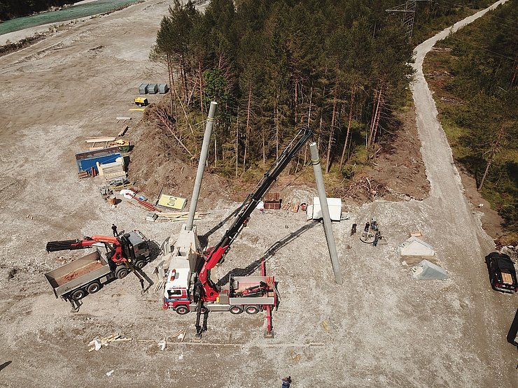 Die Brückensäulen werden in das Fundament versetzt – 3 Juni 2020