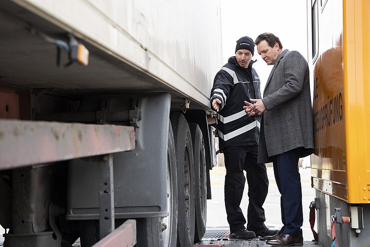 Kontrolle an Lkw