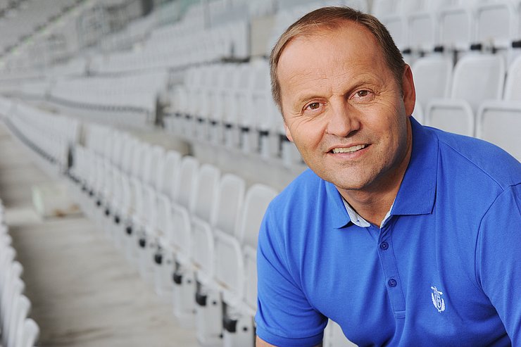 "Mit der erhöhten Förderung leisten wir einen nachhaltigen Beitrag zur Steigerung der Energieeffizienz und gleichzeitig auch zur Kostenreduktion“, betont Sportreferent LHStv Josef Geisler.