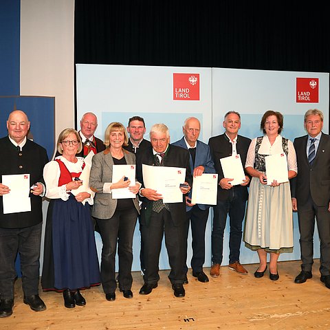 Gruppenfoto der Geehrten der Gemeinde Kirchberg.