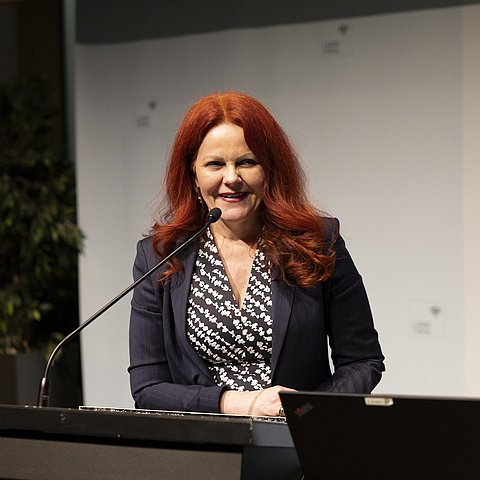 � Land Tirol/Sedlak LRin Hagele vergab Förderung an Wissenschaftsnachwuchs