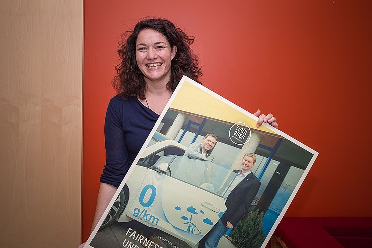 "Die Mobilität ist für die in Tirol lebende Bevölkerung aber auch für Gäste ein zentrales Bedürfnis und somit gleichzeitig auch einer der wichtigsten Hebel auf dem Weg in eine klimaschonende Zukunft", sagt Klimaschutzlandesrätin LHStvin Ingrid Felipe 