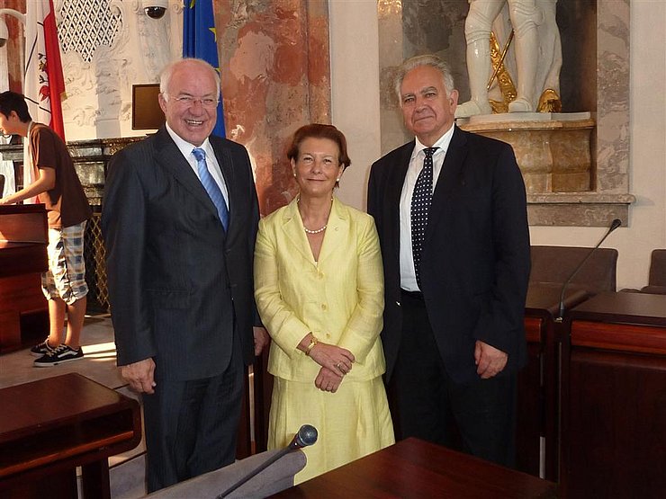 1) v.l. LTP van Staa, Botschafterin Martinho, Honorarkonsul Wunderbaldinger