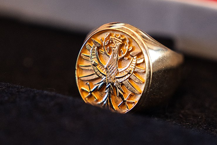 © Tiroler Landtag/Christanell Der Ring des Landes Tirol ist die höchste Auszeichnung des Landes.