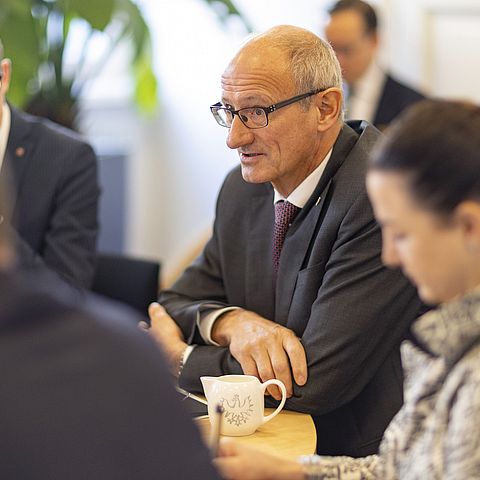 LH Mattle: „Tirol-Zuschuss 2.0 für die Menschen und gegen die Teuerung“