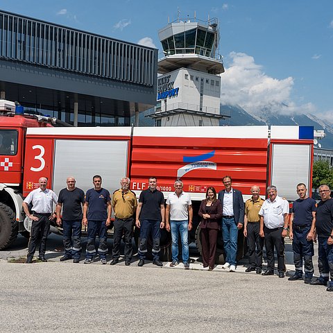 � Land Tirol/Brandhuber Vom Flughafen Innsbruck nach Kumanovo