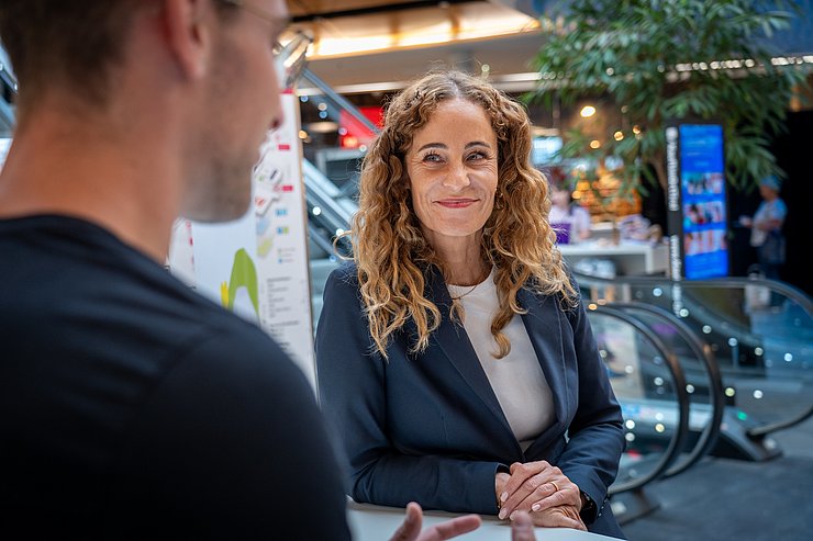 © Land Tirol/Neuner Porträt Landesrätin Pawlata.
